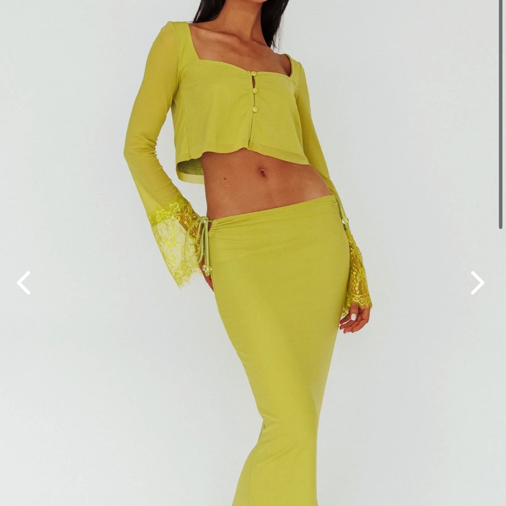 Mura Boutique Grace Top & Grace Skirt- Apple View 2